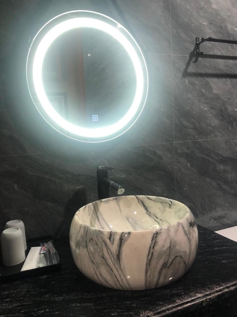 Hotel Tuan Chau Hqt Ha Long Zewnętrze zdjęcie